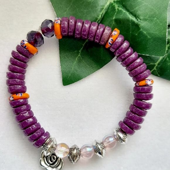 New bracelets - Picture 2 of 6